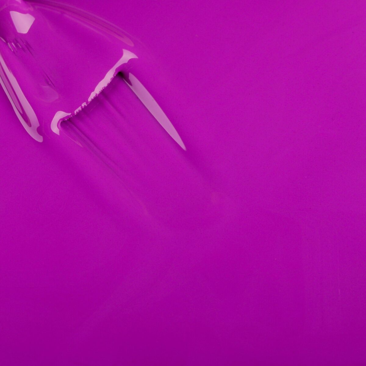 PINKY PURPLE GEL POLISH