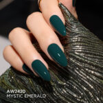 MYSTIC EMERALD GEL POLISH