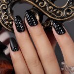 BLACK VINEGAR GEL POLISH