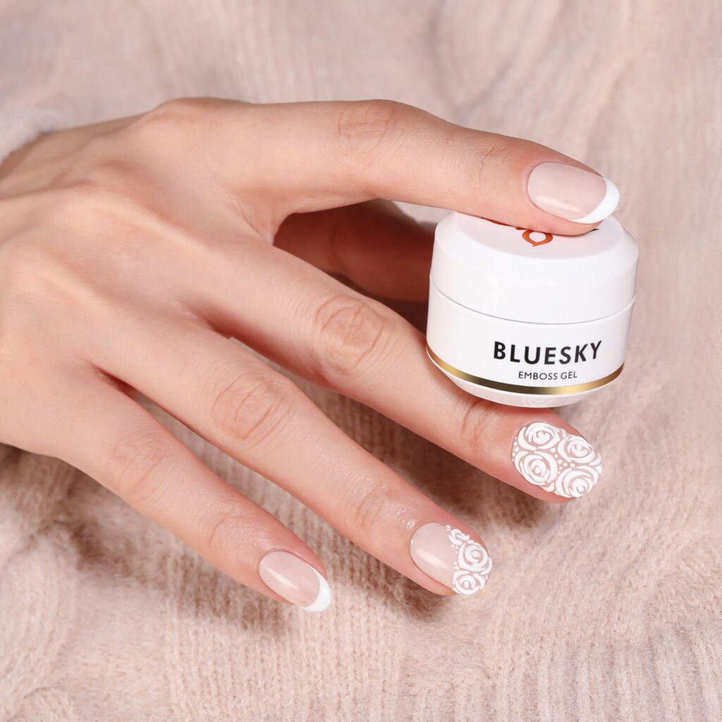 EMBOSS-WHITE (8GR) NAIL ART