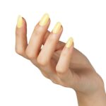 YELLOW SUNLIT GEL POLISH