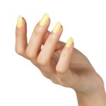 YELLOW SUNLIT GEL POLISH