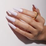 CHIC GREY GEL POLISH