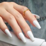 GENTLE WHITE – SEASONAL GEL POLISH