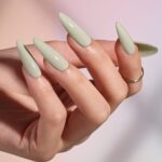 GENTLE GRASS – SEASONAL GEL POLISH AW 2025